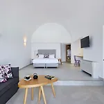 Aperanto Hotel 4*