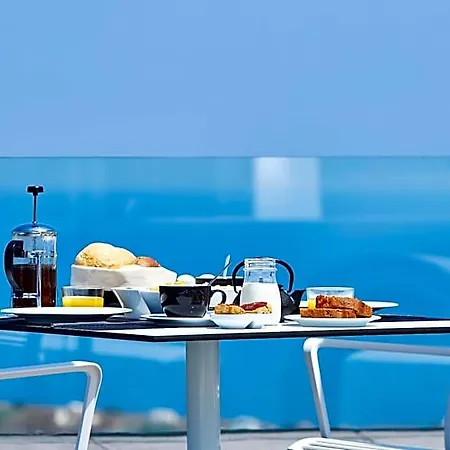 فندق أبيرانتو سويتس 4*