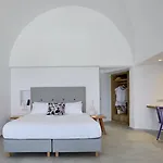 Aperanto Hotel 4*