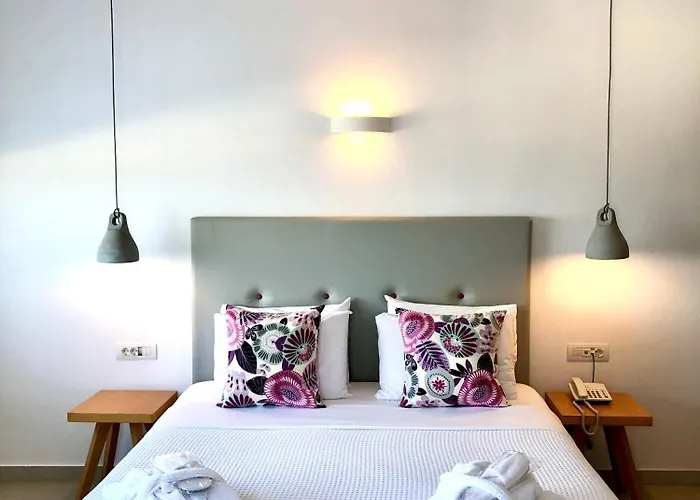 Aperanto Oia (Santorini)