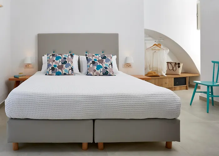 Aperanto Oia (Santorini)